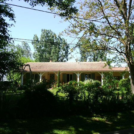 Le Bord De L'Eau Bed & Breakfast Sainte-Terre Ngoại thất bức ảnh
