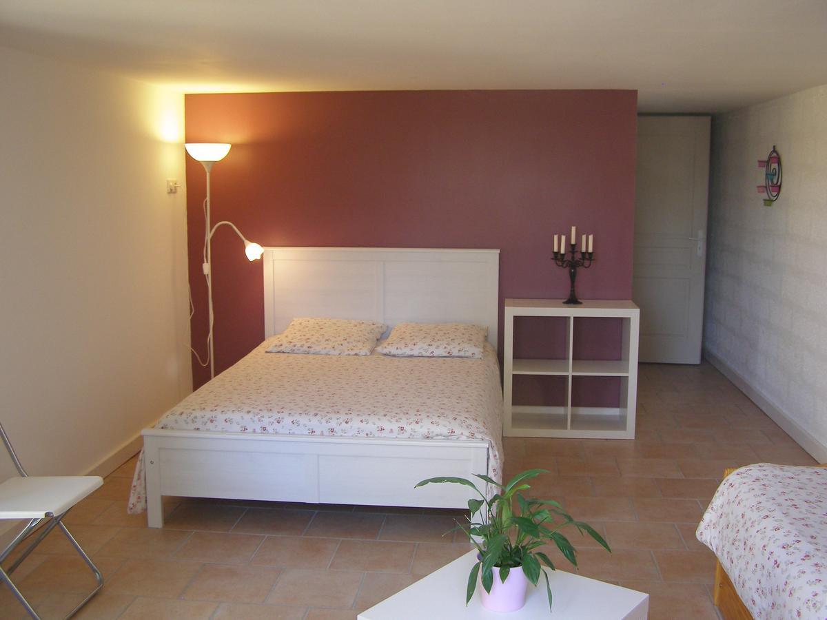Le Bord De L'Eau Bed & Breakfast Sainte-Terre Ngoại thất bức ảnh